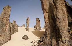 Каменные столбы на плато Тассилин Ахаггар